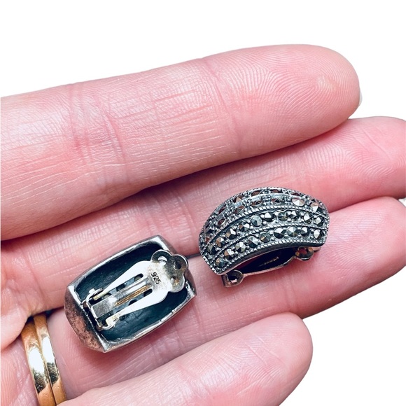 Sterling silver marcasite earrings. Vintage clip-on earrings - Picture 3 of 5